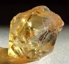 Citrine pierre naturelle énergie positive et confiance