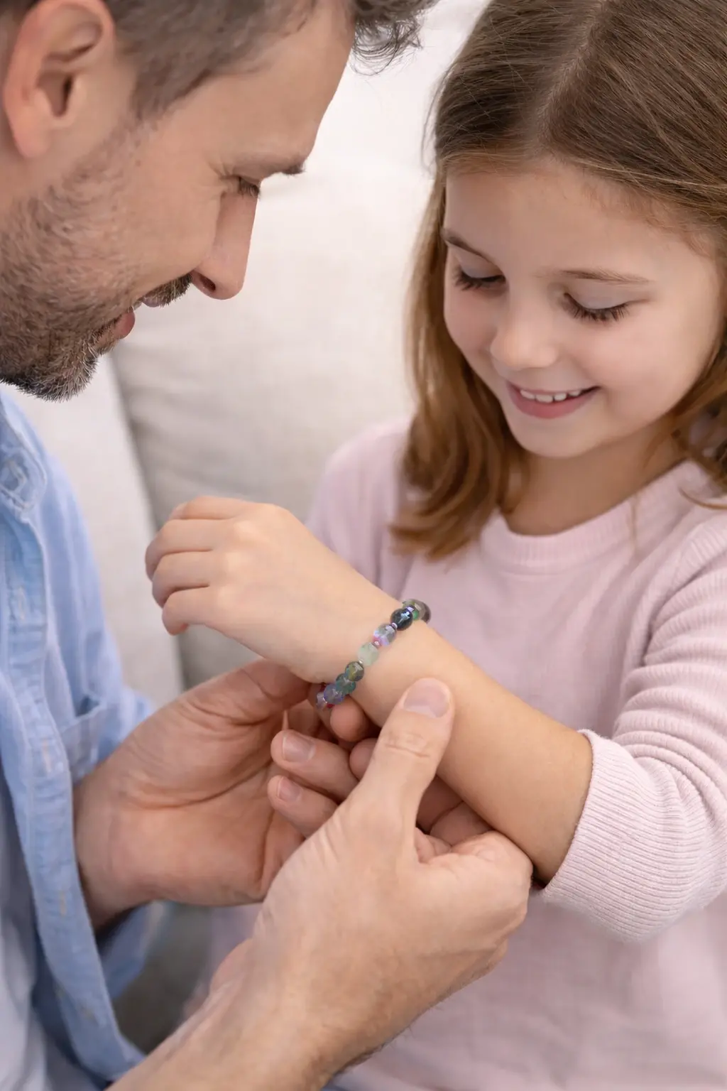 bracelet fluorine perles 6 mm offert par un père à sa fille