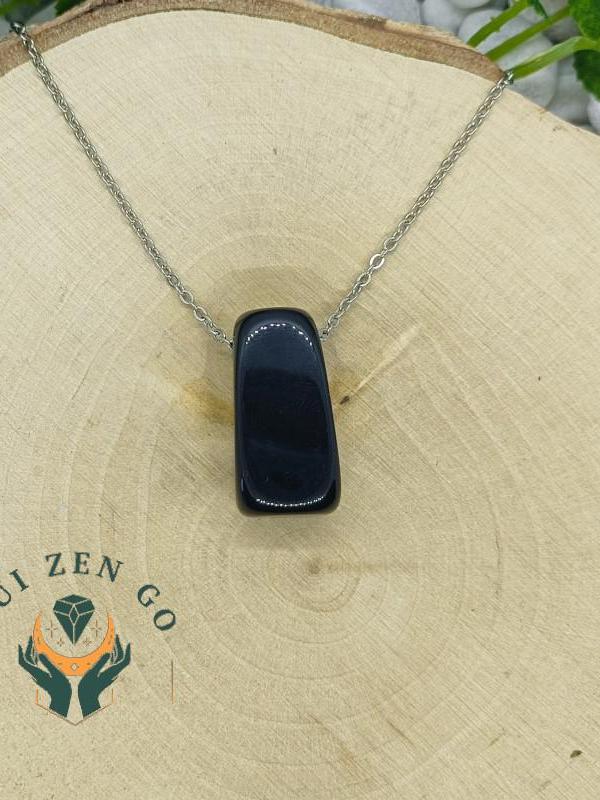 Pendentif cleopatre agate noire 3