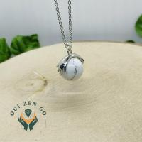 Pendentif mano howlite 2