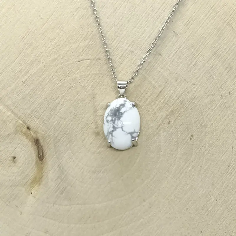 Pendentif trendy en howlite